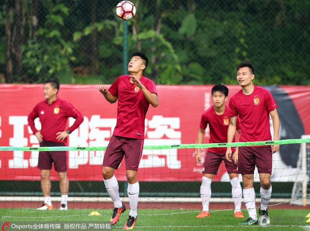 中国红十字会总会事业发展中心主任、北京市曜阳公益基金会发起人江丹致辞中国老龄事业发展基金会理事长于建伟在致辞中表示,人口老龄化是贯穿我国21世纪的基本国情